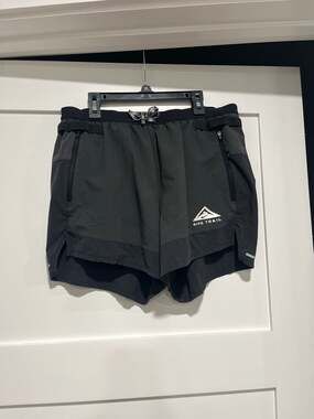 Nike Trail Men's Second Sunrise Dri-FIT 5" Brief-Lined Running Shorts